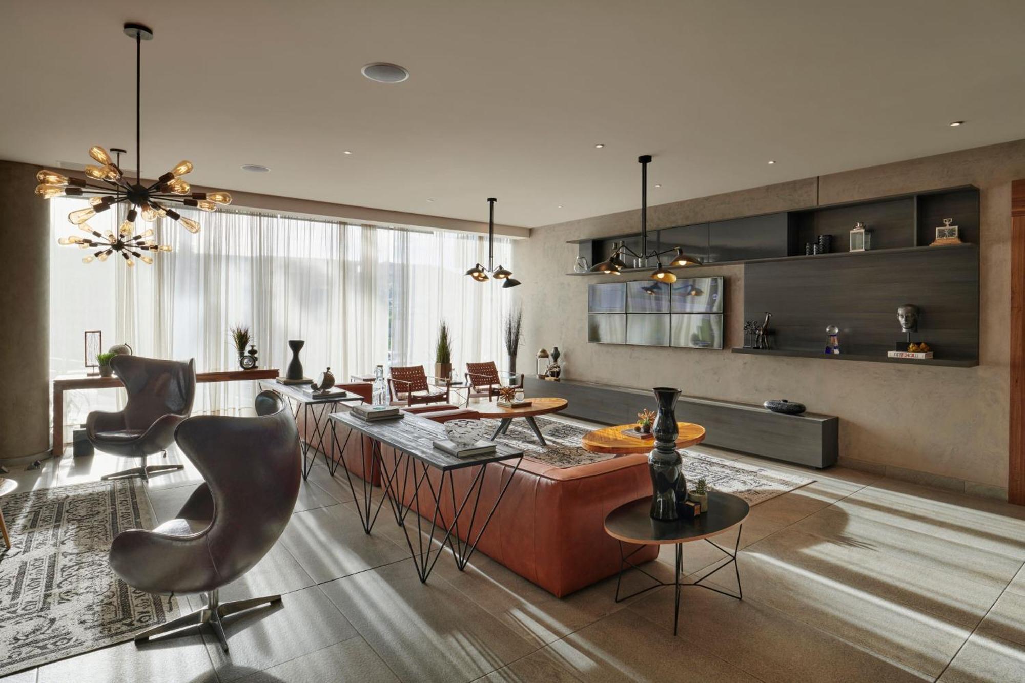 Four Points By Sheraton Uno